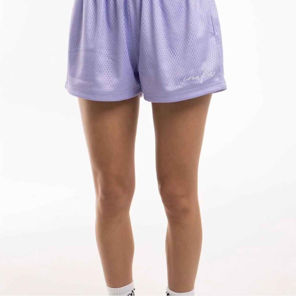 Inaka Women’s Basic Shorts-small